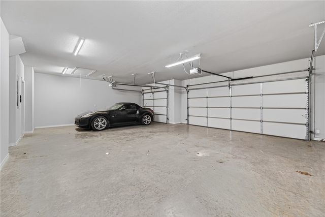 4588 Oldham Drive, Fayetteville, AR 72704