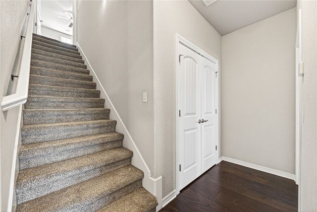 4588 Oldham Drive, Fayetteville, AR 72704