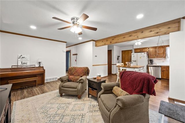 12225 W 72nd Street, Shawnee, KS 66216