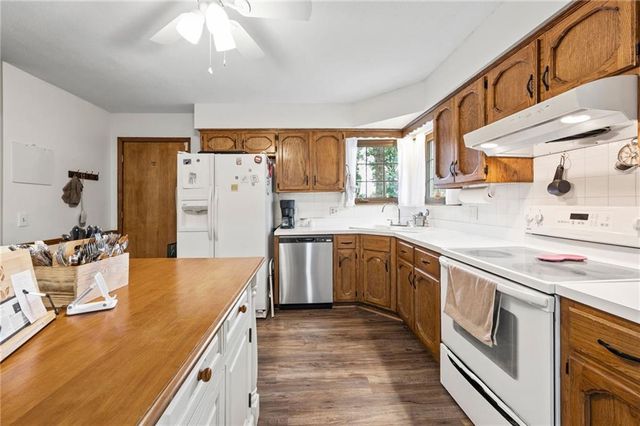 12225 W 72nd Street, Shawnee, KS 66216