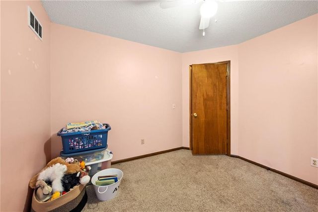 12225 W 72nd Street, Shawnee, KS 66216