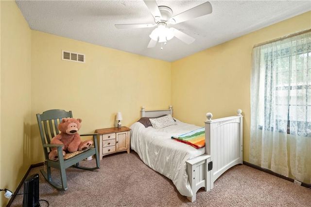 12225 W 72nd Street, Shawnee, KS 66216
