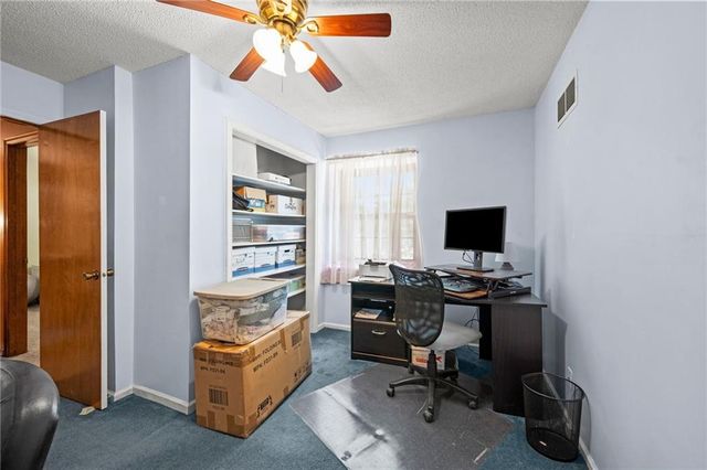 12225 W 72nd Street, Shawnee, KS 66216
