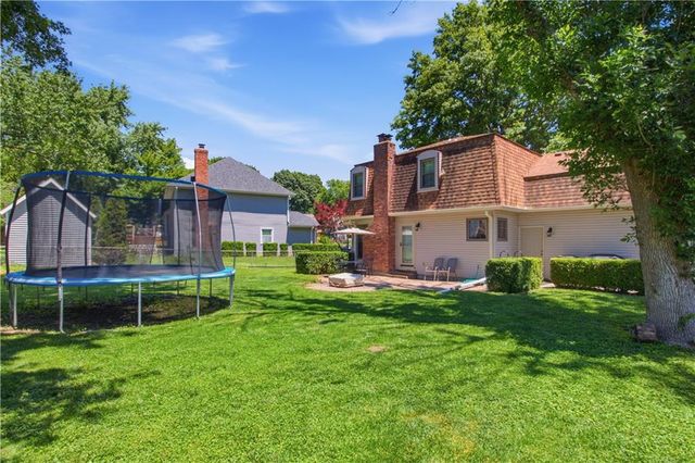 12225 W 72nd Street, Shawnee, KS 66216