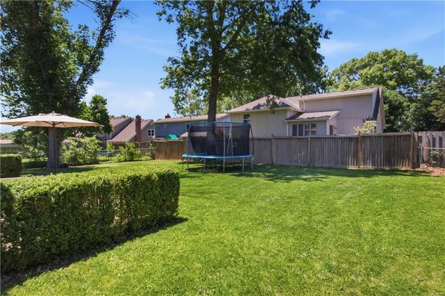 12225 W 72nd Street, Shawnee, KS 66216
