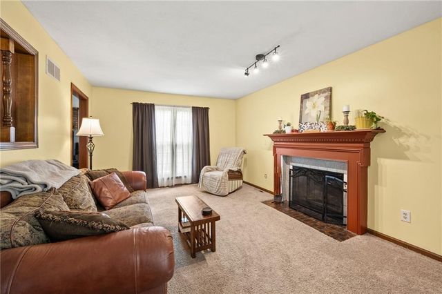 12225 W 72nd Street, Shawnee, KS 66216