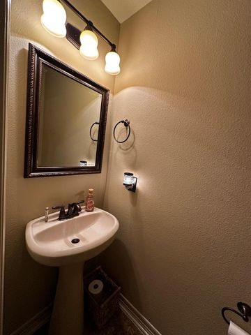 5615 Ashford Ridge Lane, Katy, TX 77450