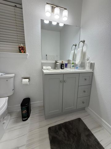 5615 Ashford Ridge Lane, Katy, TX 77450