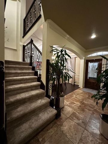 5615 Ashford Ridge Lane, Katy, TX 77450
