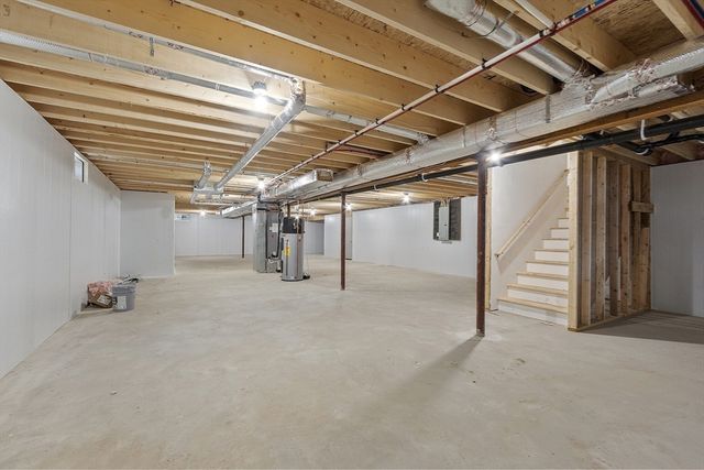 201 Upper Church St, Ware, MA 01082