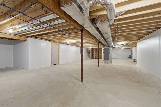 201 Upper Church St, Ware, MA 01082