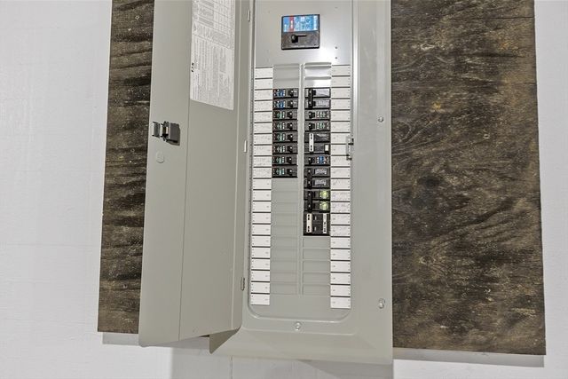 201 Upper Church St, Ware, MA 01082