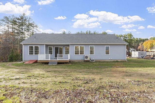 201 Upper Church St, Ware, MA 01082