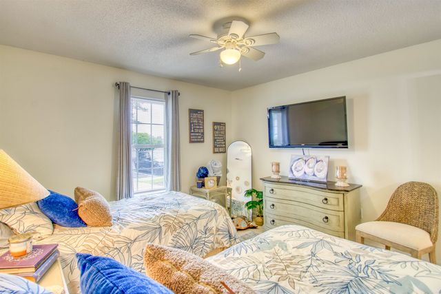 4960 Windsor Green Way Unit 101, Myrtle Beach, SC 29579