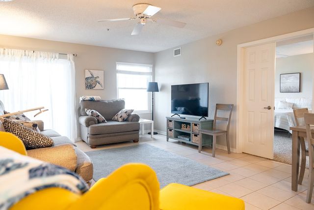 110 Ocean Hollow Ln 105, St Augustine, FL 32084