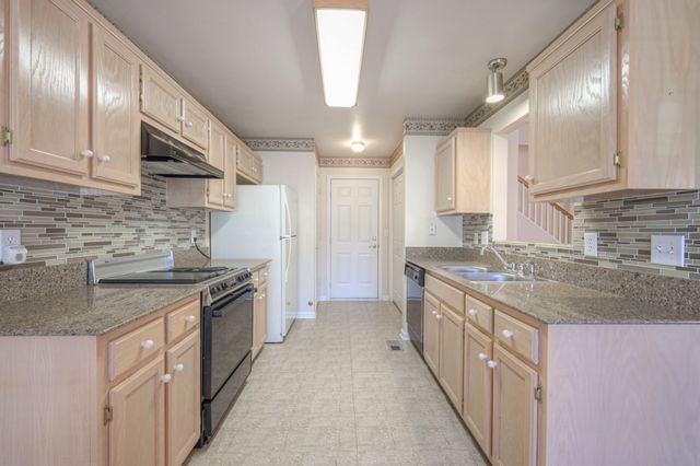 5224 Lana Renee Ct, Hermitage, TN 37076