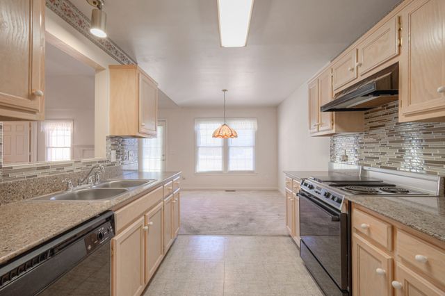 5224 Lana Renee Ct, Hermitage, TN 37076