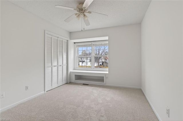 3801 Pamunkey River Reach Apt B, Portsmouth, VA 23703