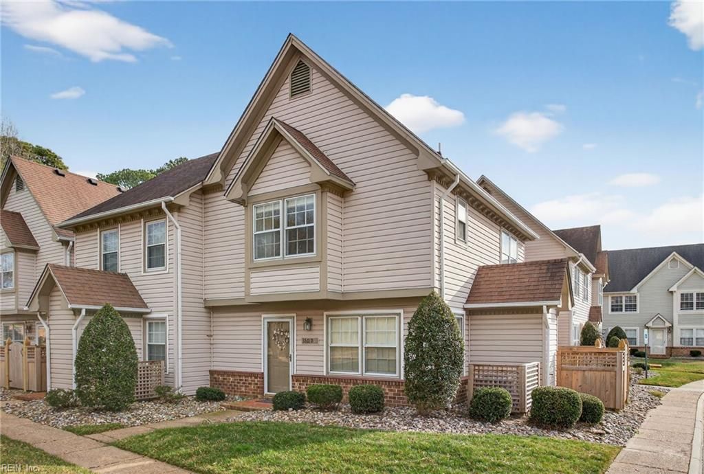 3801 Pamunkey River Reach Apt B, Portsmouth, VA 23703