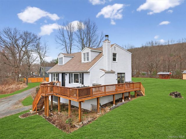 36 Sleepy Hollow Road, Port Jervis, NY 12771