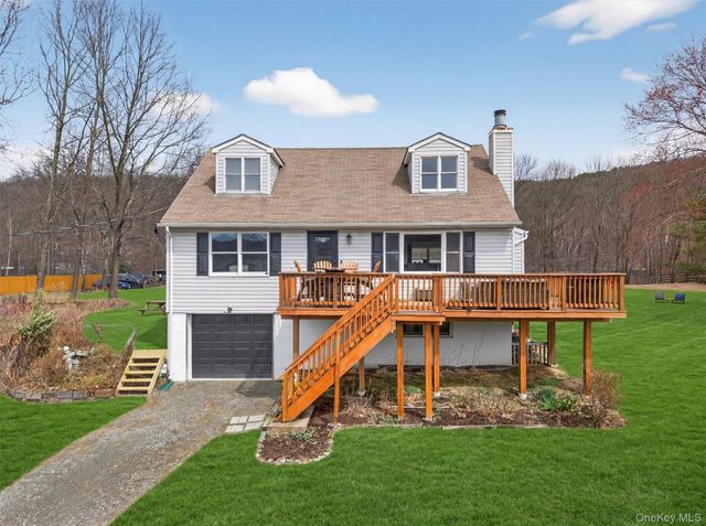 36 Sleepy Hollow Road, Port Jervis, NY 12771