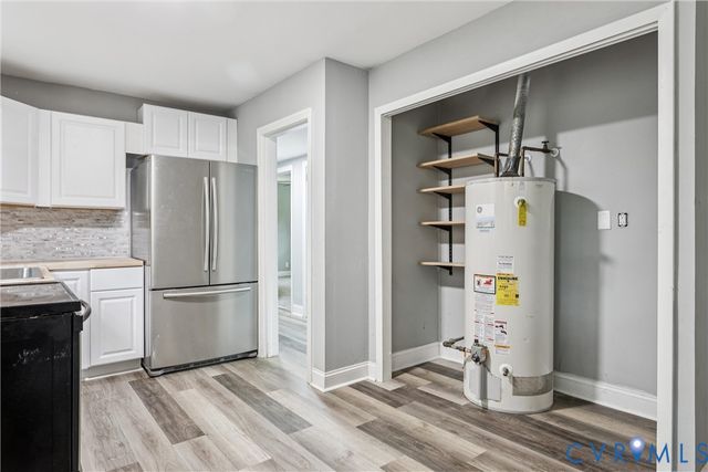 8272 Fernwood Dr, Norfolk, VA 23513