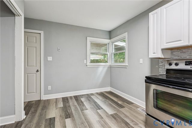 8272 Fernwood Dr, Norfolk, VA 23513