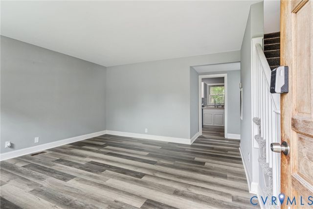8272 Fernwood Dr, Norfolk, VA 23513