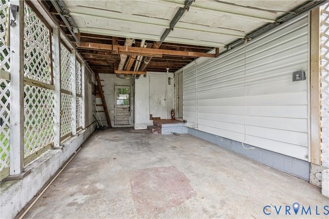8272 Fernwood Dr, Norfolk, VA 23513