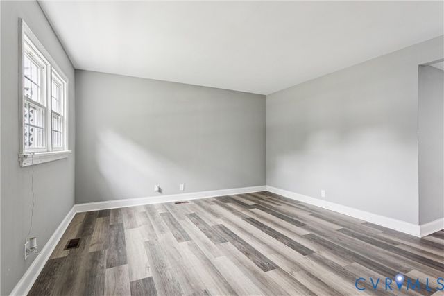 8272 Fernwood Dr, Norfolk, VA 23513