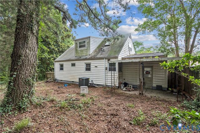 8272 Fernwood Dr, Norfolk, VA 23513
