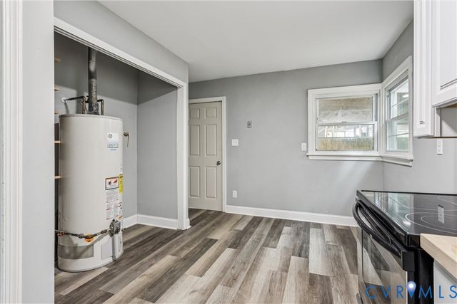 8272 Fernwood Dr, Norfolk, VA 23513