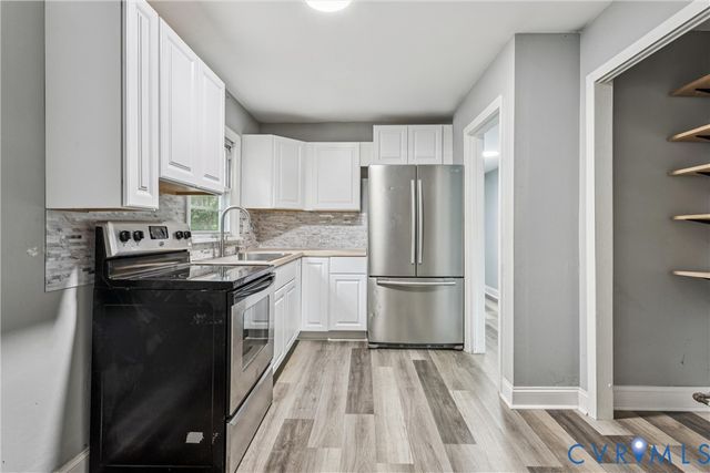 8272 Fernwood Dr, Norfolk, VA 23513