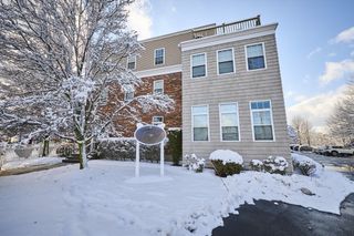 87 Franklin St 105, Quincy, MA 02169
