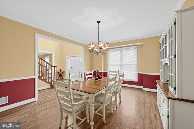 2 ROOSEVELT CIR, Downingtown, PA 19335