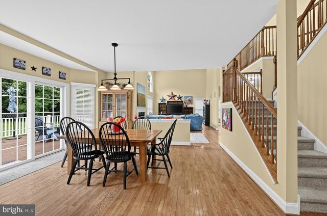 2 ROOSEVELT CIR, Downingtown, PA 19335