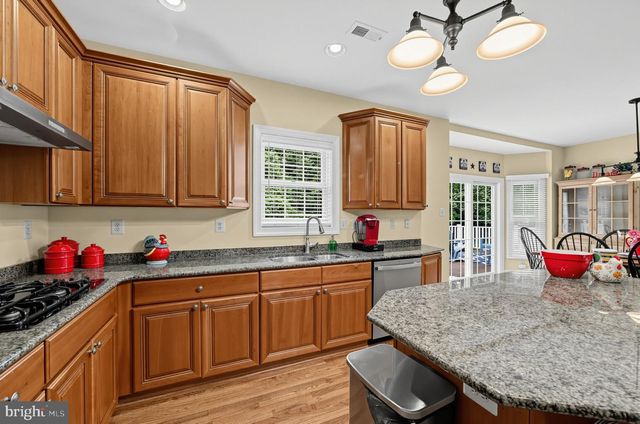 2 ROOSEVELT CIR, Downingtown, PA 19335