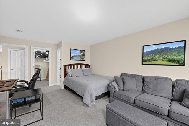 2 ROOSEVELT CIR, Downingtown, PA 19335