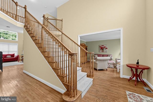 2 ROOSEVELT CIR, Downingtown, PA 19335