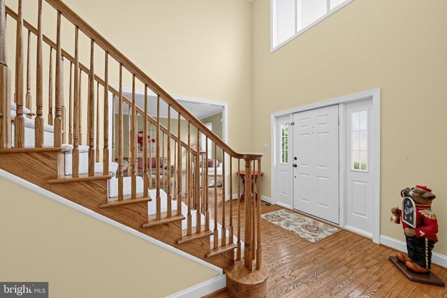 2 ROOSEVELT CIR, Downingtown, PA 19335