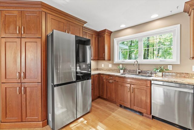 116 Martin Road, Weare, NH 03281