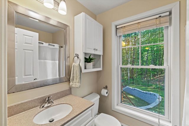 116 Martin Road, Weare, NH 03281