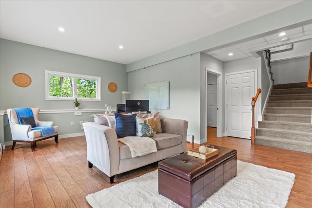 116 Martin Road, Weare, NH 03281