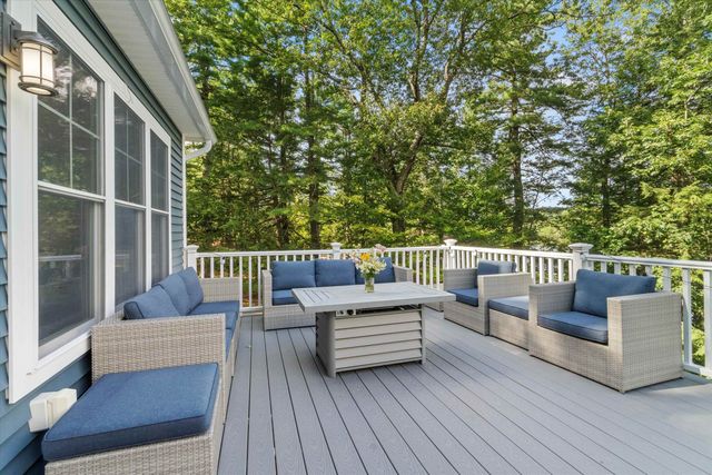 116 Martin Road, Weare, NH 03281