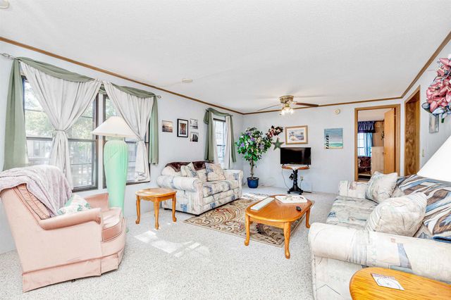 494 Clubhouse Rd., Murrells Inlet, SC 29576