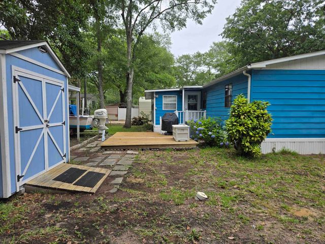 494 Clubhouse Rd., Murrells Inlet, SC 29576