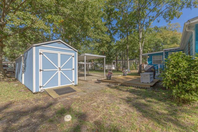 494 Clubhouse Rd., Murrells Inlet, SC 29576