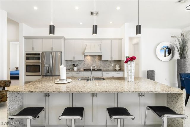 17288 Hidden Estates CIR, Fort Myers, FL 33908