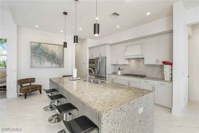 17288 Hidden Estates CIR, Fort Myers, FL 33908