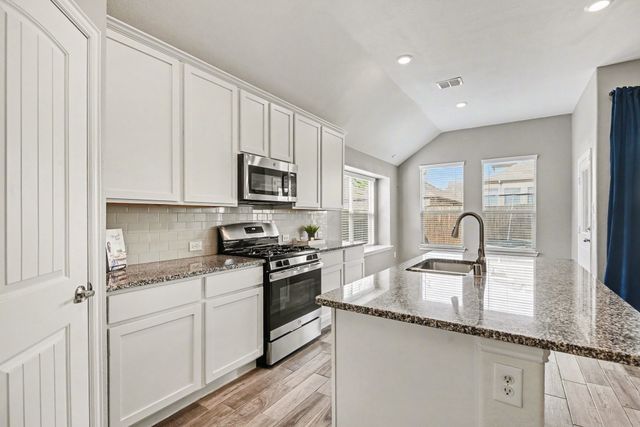 7225 Navoti Trail, Fort Worth, TX 76131